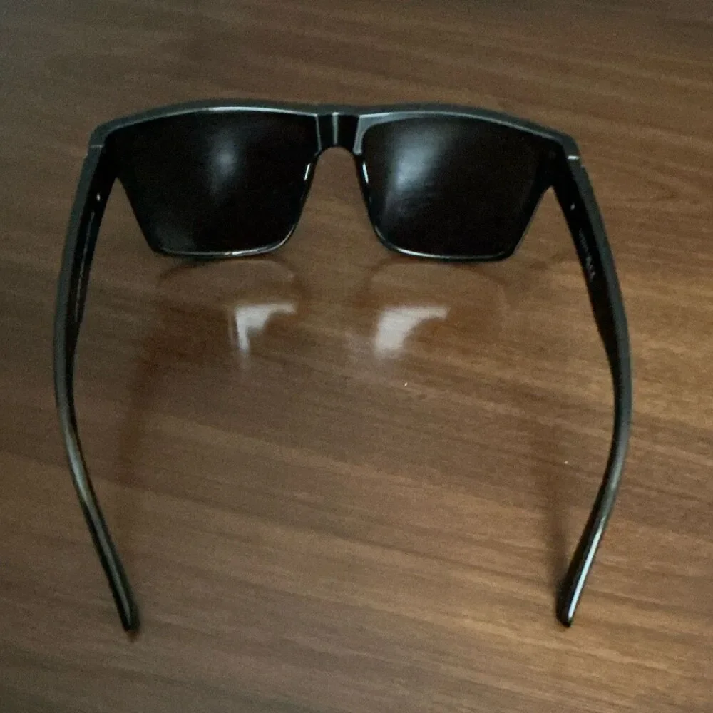 LYZOIT Sunglasses Black Frame/Black  L9208 size 57-17 great condition